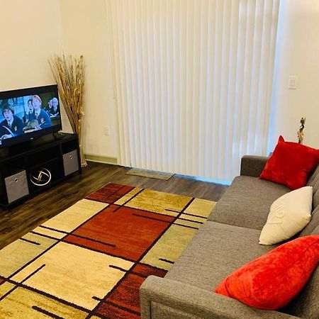 Downtown Apt Free Parking - Pool - Gym - Fully Kitchen Houston Eksteriør bilde