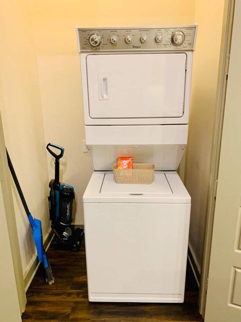 Downtown Apt Free Parking - Pool - Gym - Fully Kitchen Houston Eksteriør bilde